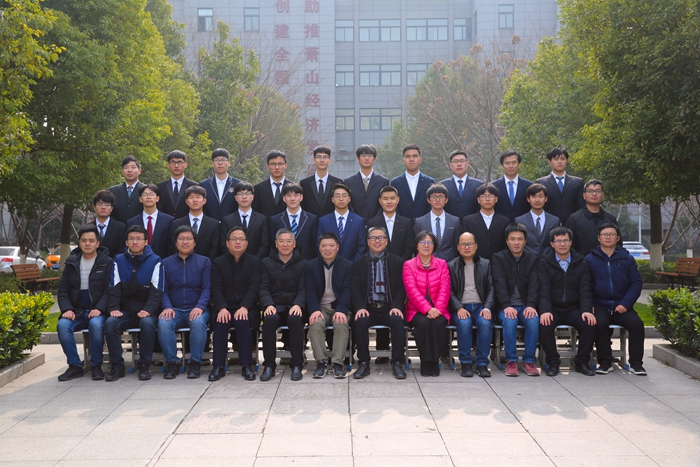 杭州招聘技师_2017年度钦州市中小学教师公开招聘工作公告(2)